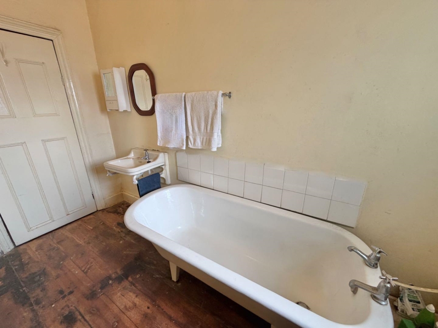4 Bedroom Property for Sale in Merweville Western Cape